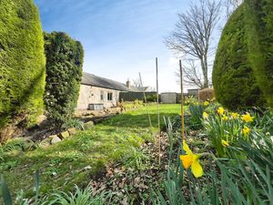 Photo 16- click for photo gallery